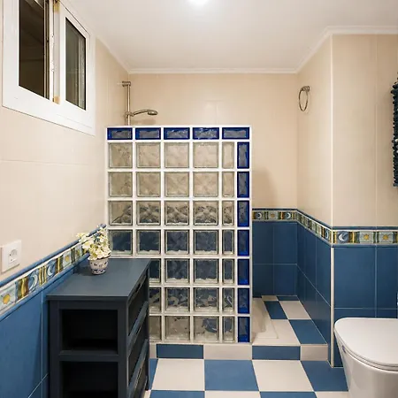 Holibai Nova Andurina, Casa Rustica Con Jardin, * Гондомар
