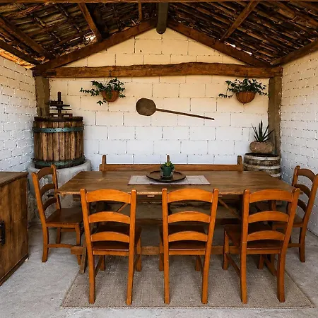 Σπίτι διακοπών Holibai Nova Andurina, Casa Rustica Con Jardin, *