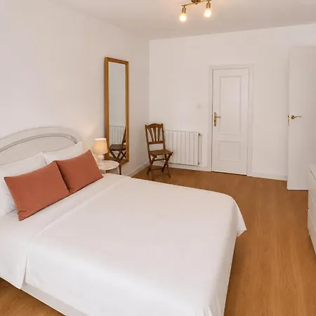 Holibai Nova Andurina, Casa Rustica Con Jardin, Σπίτι διακοπών *